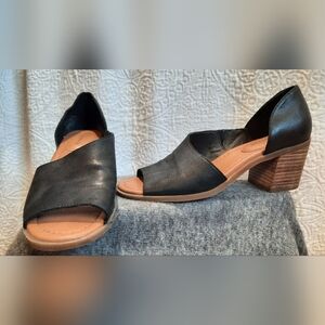 Lucky Brand Shoes Womans 9.5 Black Heels with Asymmetrical Design Outdoor Party